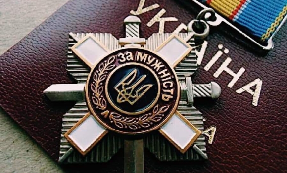 Володимир Зеленський відзначив 106 українських захисників і захисниць нагородами 