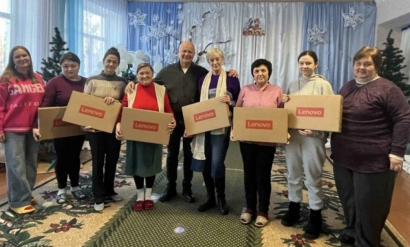 Вороновицька селищна рада забезпечила ноутбуками заклади дошкільної освіти