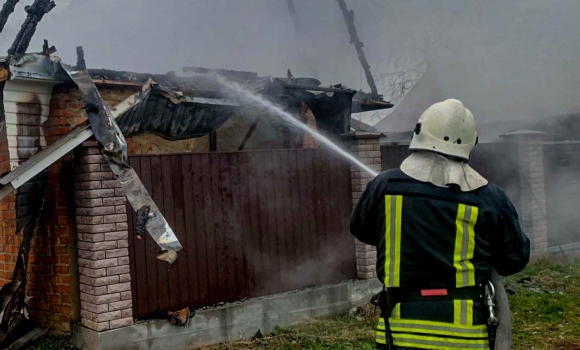 Вранці на Вінниччині горіла господарська будівля