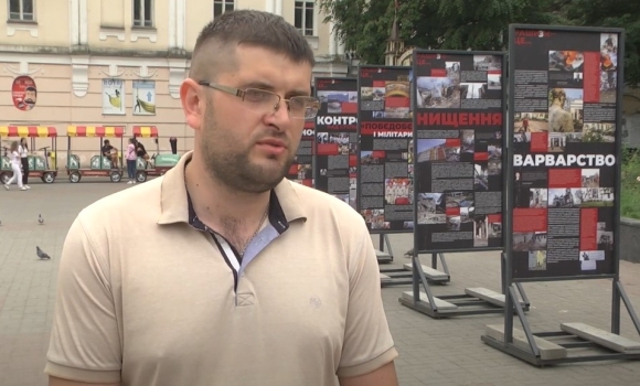 Вулична виставка "Рашизм - це" триває на Європейській площі у Вінниці