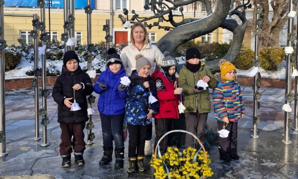 Вихованці VinSmart Центру долучилися до вшанування пам’яті Героїв Небесної Сотні