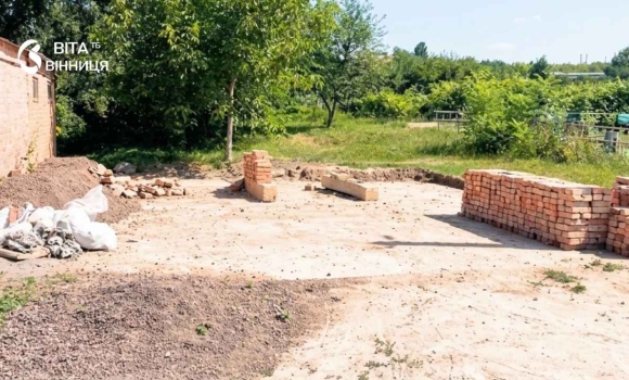 Виконавча служба змусила власника демонтувати незаконний гараж у Вінниці