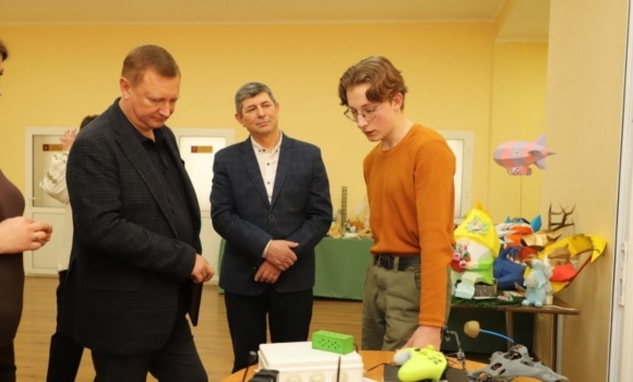 Виставку технічної творчості та декоративно-ужиткового мистецтва влаштували у Вінниці