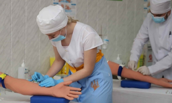 Як у Гайсинському медколеджі навчають медсестринства та лікувальній справі