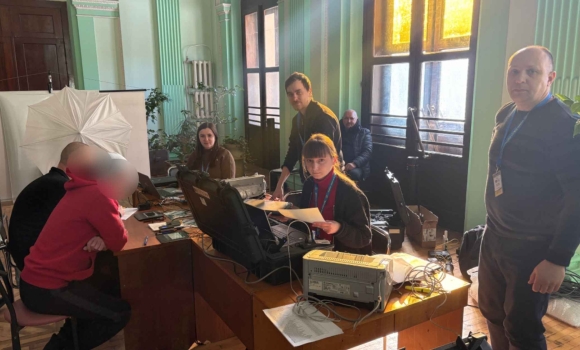 Як у Вінниці оформляють паспорти для звільнених з полону захисників