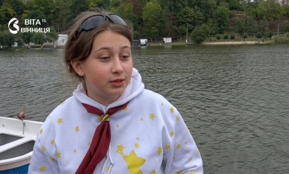 Ялі, вітрила та FPV-дрони як у Вінниці готували юних моряків