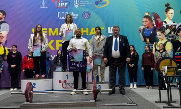 Юні вінницькі спортсмени відзначились на чемпіонаті України з пауерліфтингу Юні вінницькі спортсмени відзначились на чемпіонаті України з пауерліфтингу