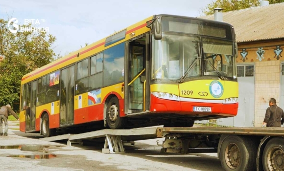 З пандусом і нахилом кузова автобуси з Польщі поповнять автопарк Вінниці