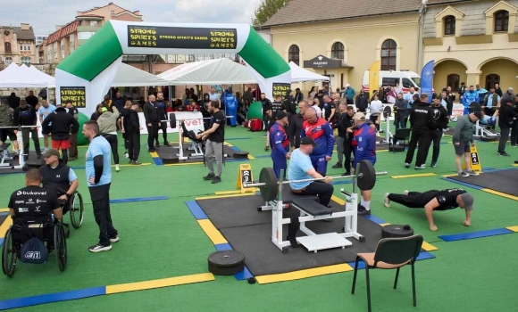 Залізний дух та 16 золотих нагород вінницькі ветерани тріумфували на престижних змаганнях