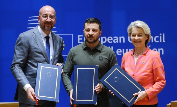 Зеленський підписав безпекову угоду з Європейським союзом