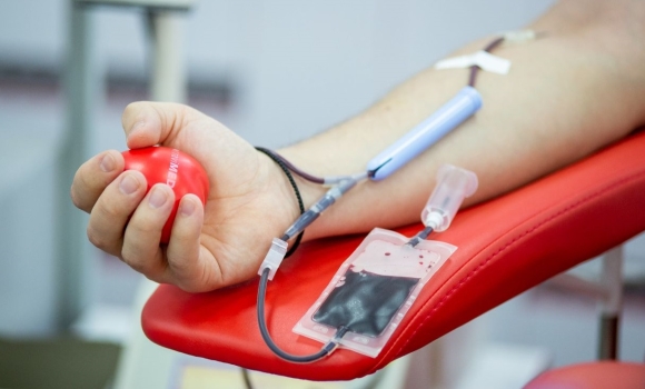 Жителів Вінниці із негативним резус-фактором просять здавати кров