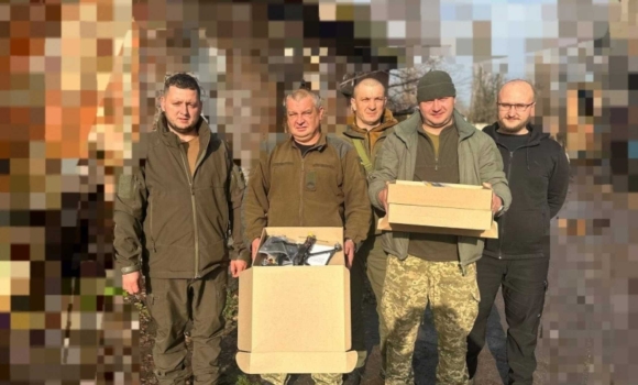 Жмеринська громада закупила для військових квадрокоптери, антени, зарядні станції