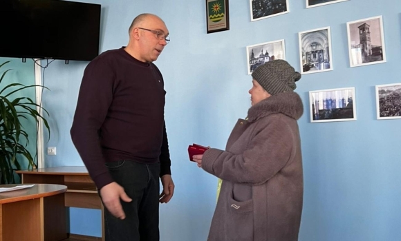 Жителька Іванівської громади отримала відзнаку Берегиня Воїна