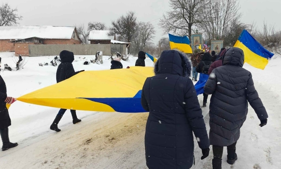 Життя обірвала важка хвороба Райгородська громада проводжала в останній путь захисника