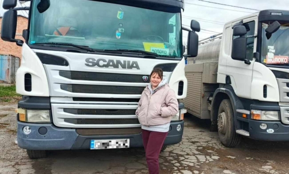 Змінили склад на кабіну фури історії мешканок Вінниччини, які приборкують багатотонні вантажівки