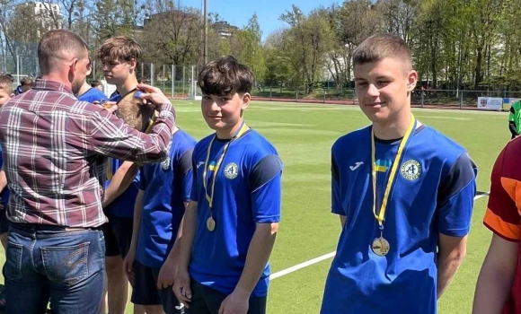 Золотий тріумф на траві хокеїсти калинівського «Авангарду» стали чемпіонами країни