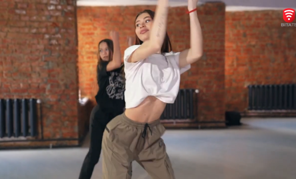 Відкрийте свій потенціал з хіп-хопом заняття енергійними танцями у студії Вінниці