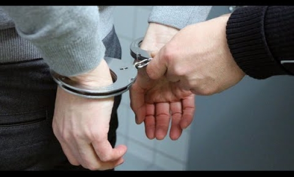 Embedded thumbnail for Грабіжники банкоматів в руках копів