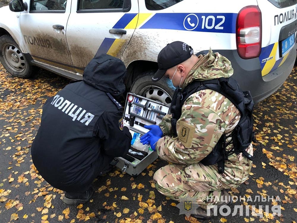 На Вінниччині чоловік із кримінальним «стажем» погрожував охоронцю гранатами