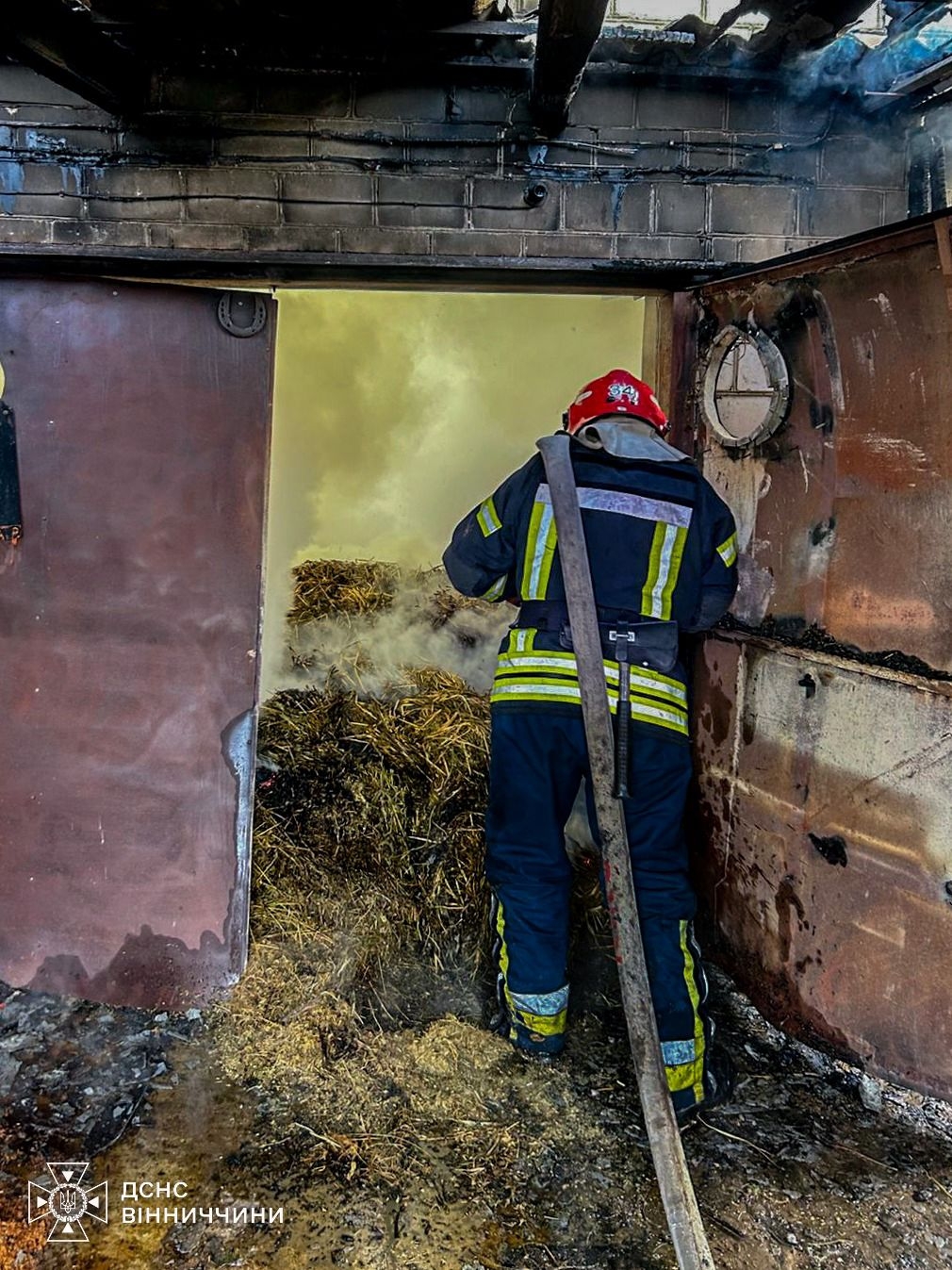 На Вінниччині горіли квартири, житлові будинки та шість тонн сіна