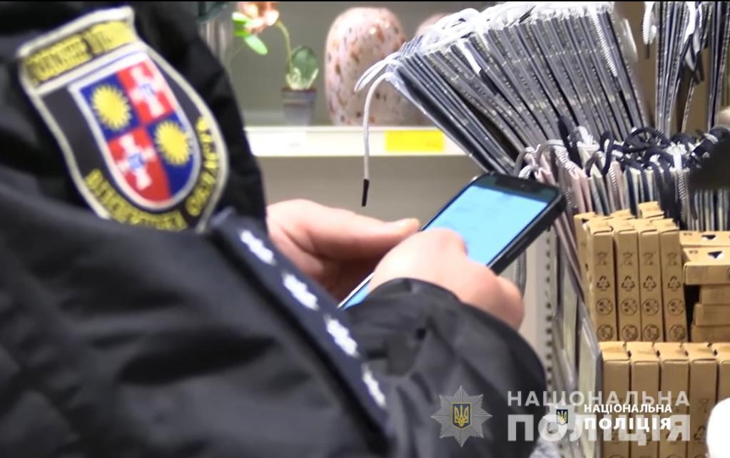 На Вінниччині поліцейські склали більше сотні протоколів на порушників правил карантину