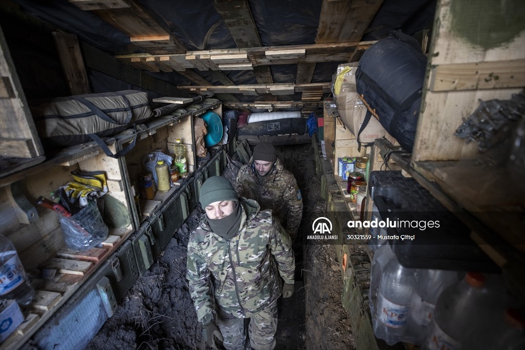 Іноземні фотожурналісти показали життя вінницької бригади на передовій