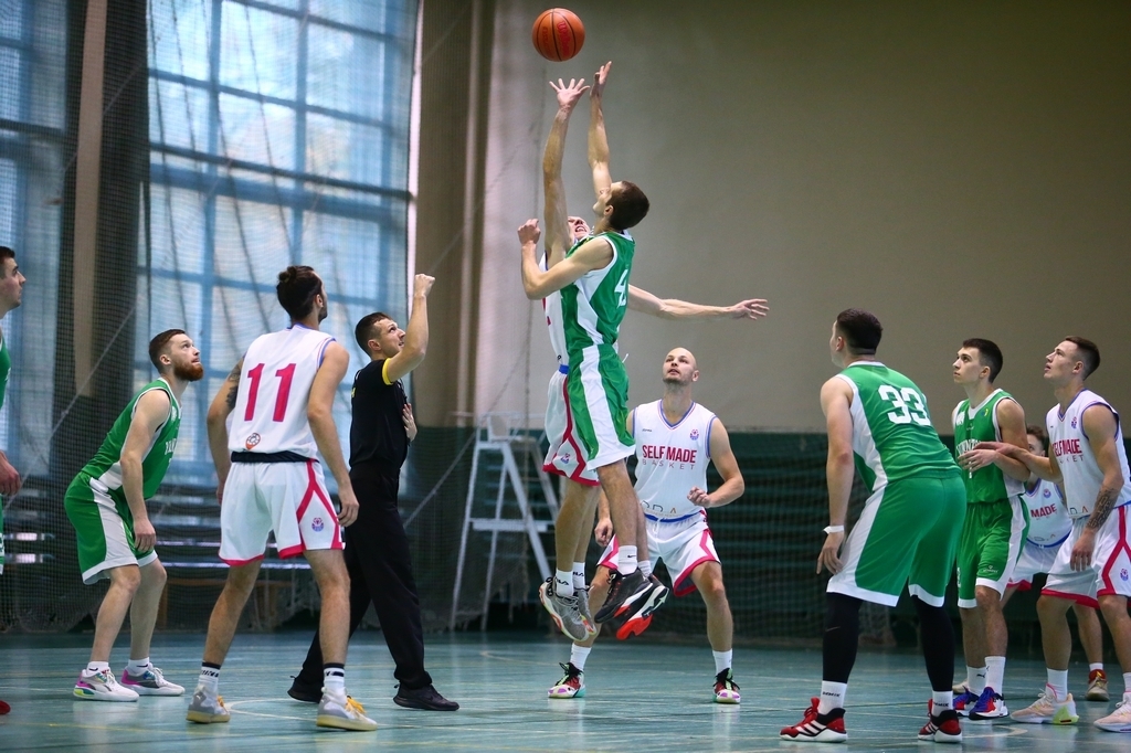 «Вінницькі зубри» виграли першу гру сезону Вищої ліги з баскетболу