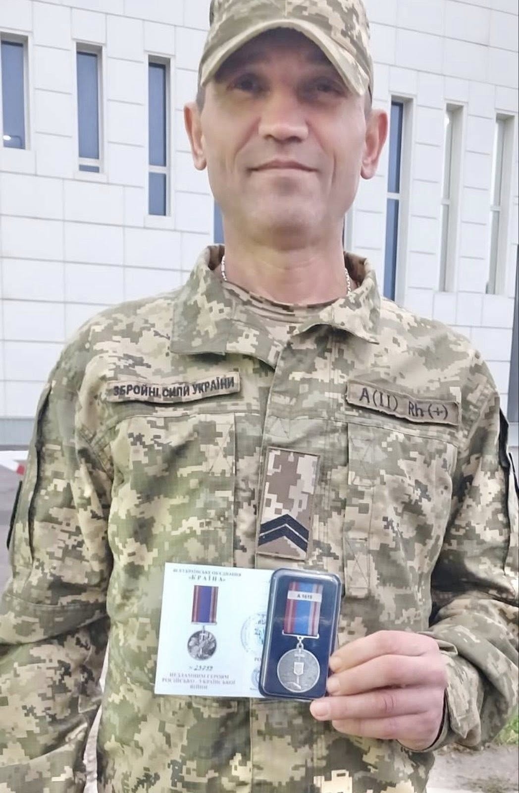 У Ладижині прощались із командиром відділення зенітно-ракетного взводу