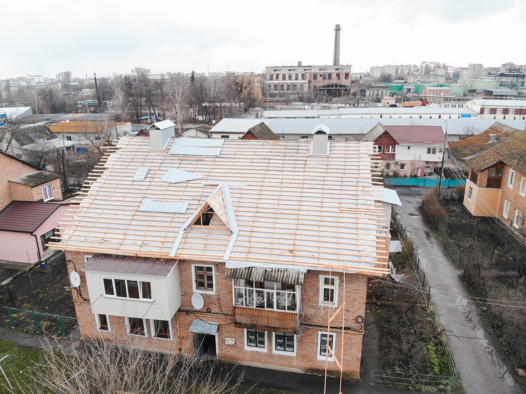 Цього року у місті продовжили ремонтувати дахи багатоповерхівок