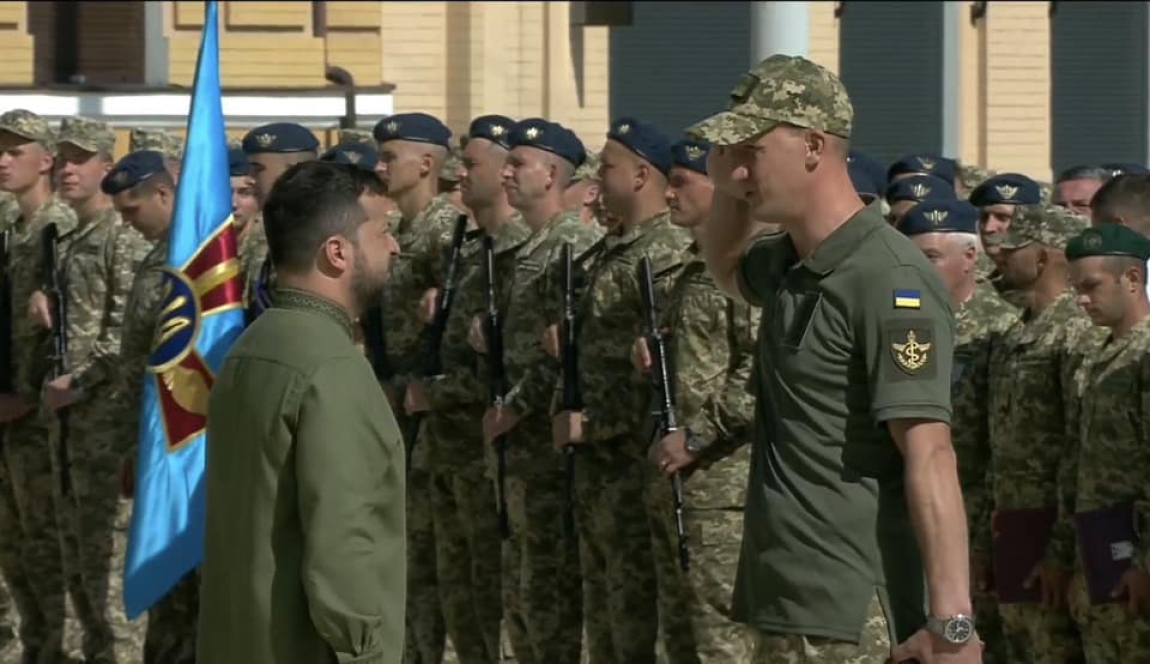 Капітану медслужби з Вінниччини Президент вручив орден "За мужність"