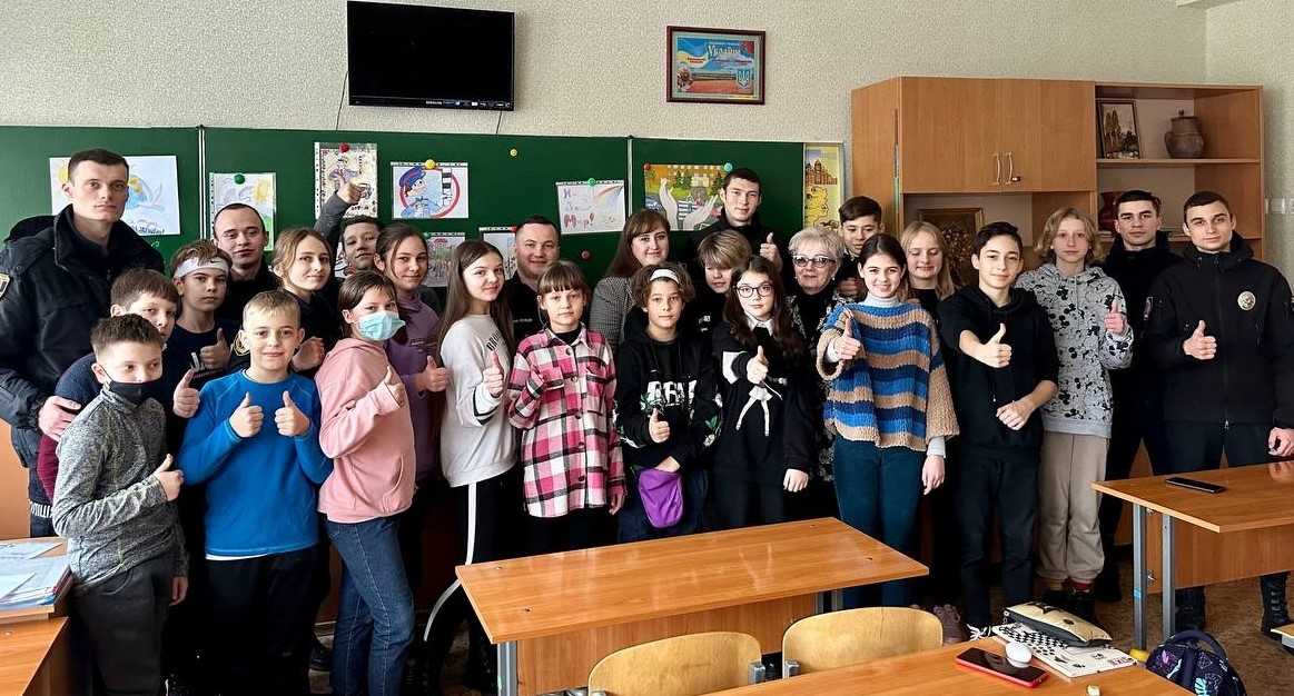«Я у безпеці з МВС»: вінницькі школярі долучились до всеукраїнського конкурсу