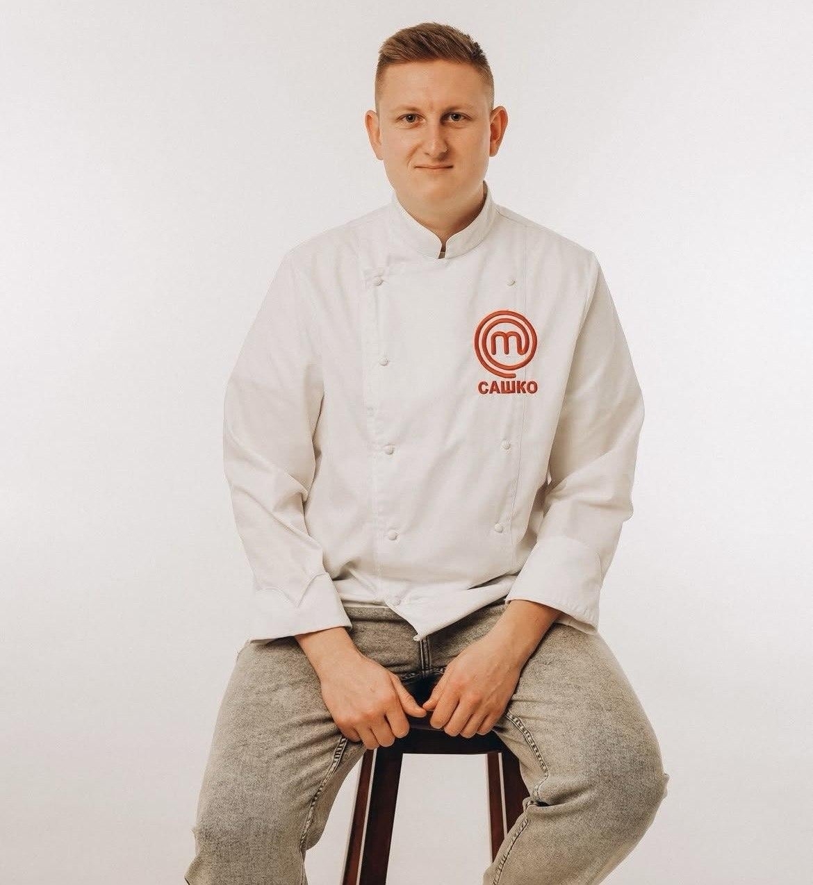 Переможцем 16 сезону шоу “МастерШеф” став 25-річний вінницький кондитер