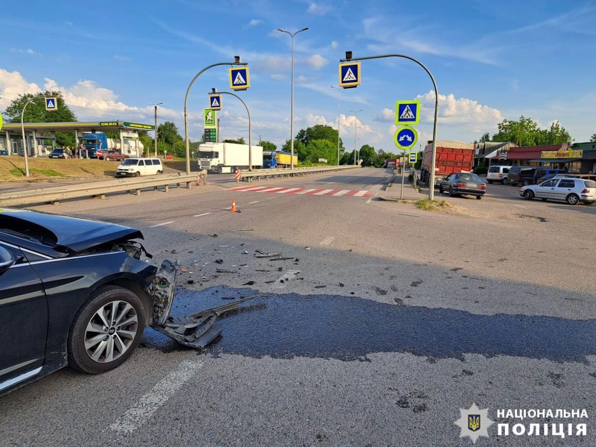 У Вороновиці зіткнулись Volkswagen та Hyundai - постраждала водійка