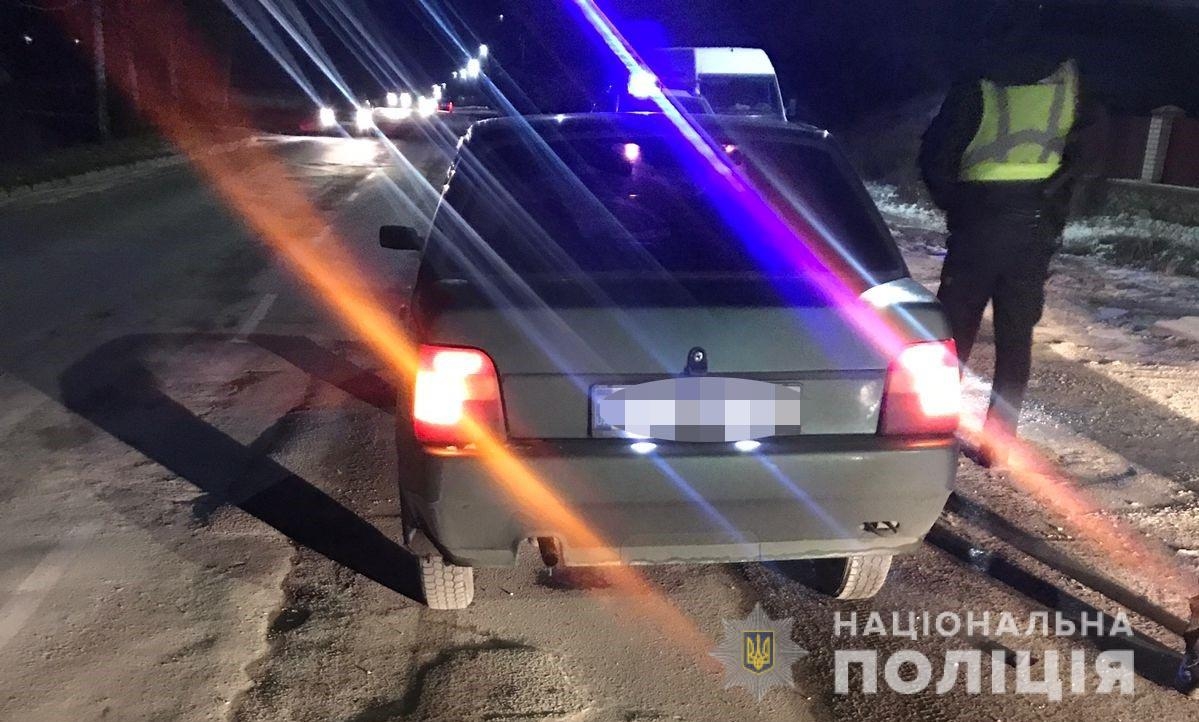 У Шаргороді під колеса авто потрапила жінка, яка раптово вийшла на дорогу