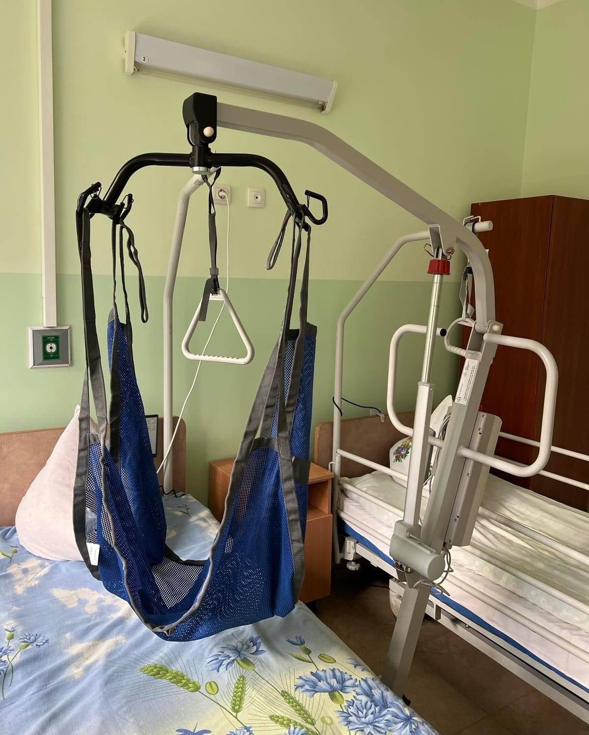 Фтизіатрія у Вінниці отримала допомогу - ліжка, матраци та спецпристрої