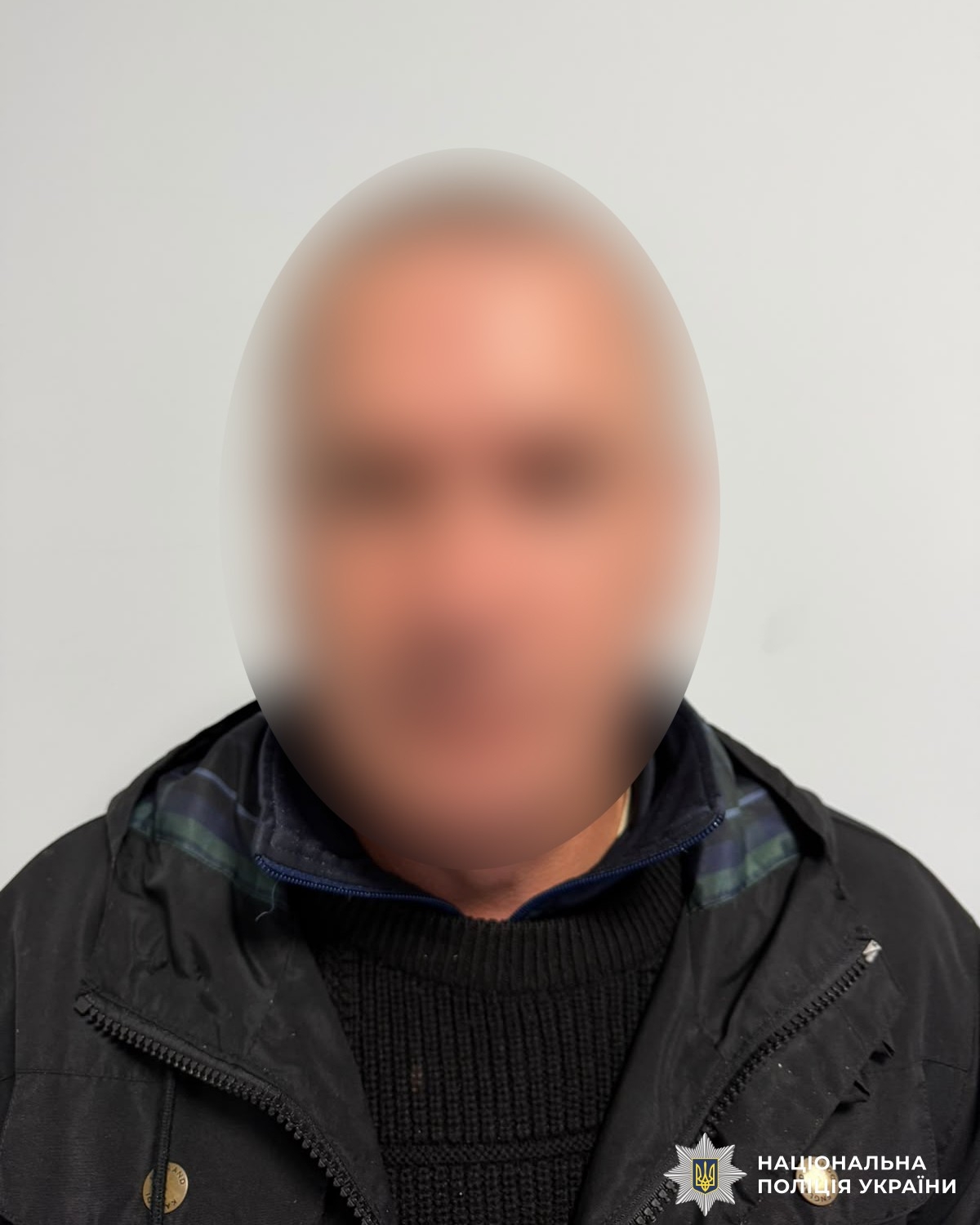 Посварилися за чаркою: у селі під Вінницею чоловік поранив знайомого ножем