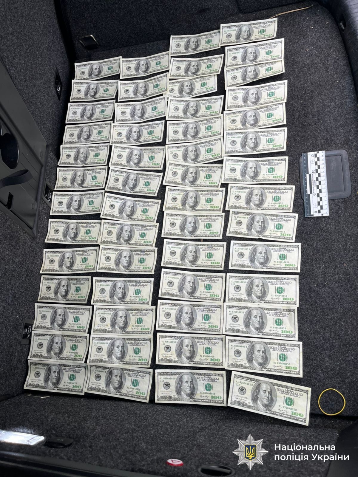 Іноземці налагодили на Вінниччині незаконний трансфер через кордон