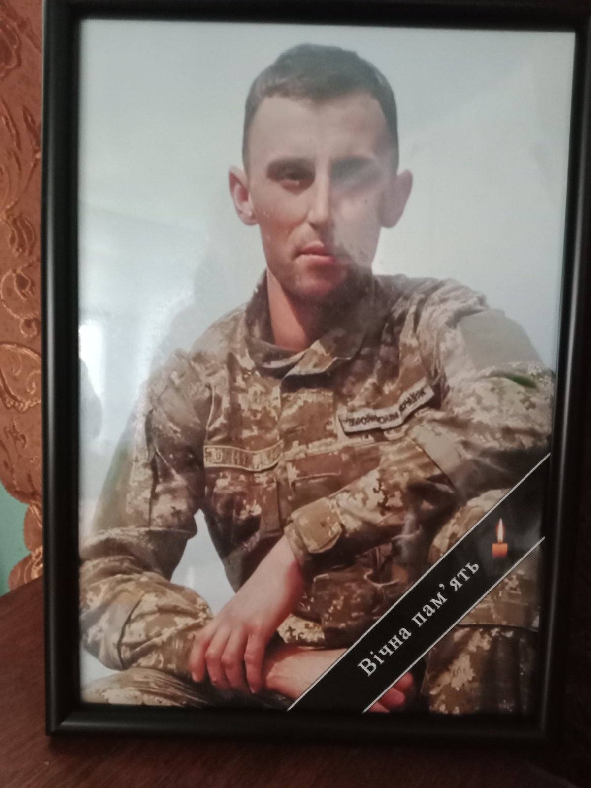 Навіки 30: на Вінниччині провели останнім земним шляхом солдата Миколу Іванченка