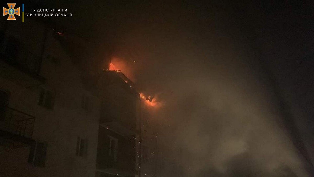 Масштабна пожежа у готелі під Вінницею люди вистрибували з вікон, загинула дівчина