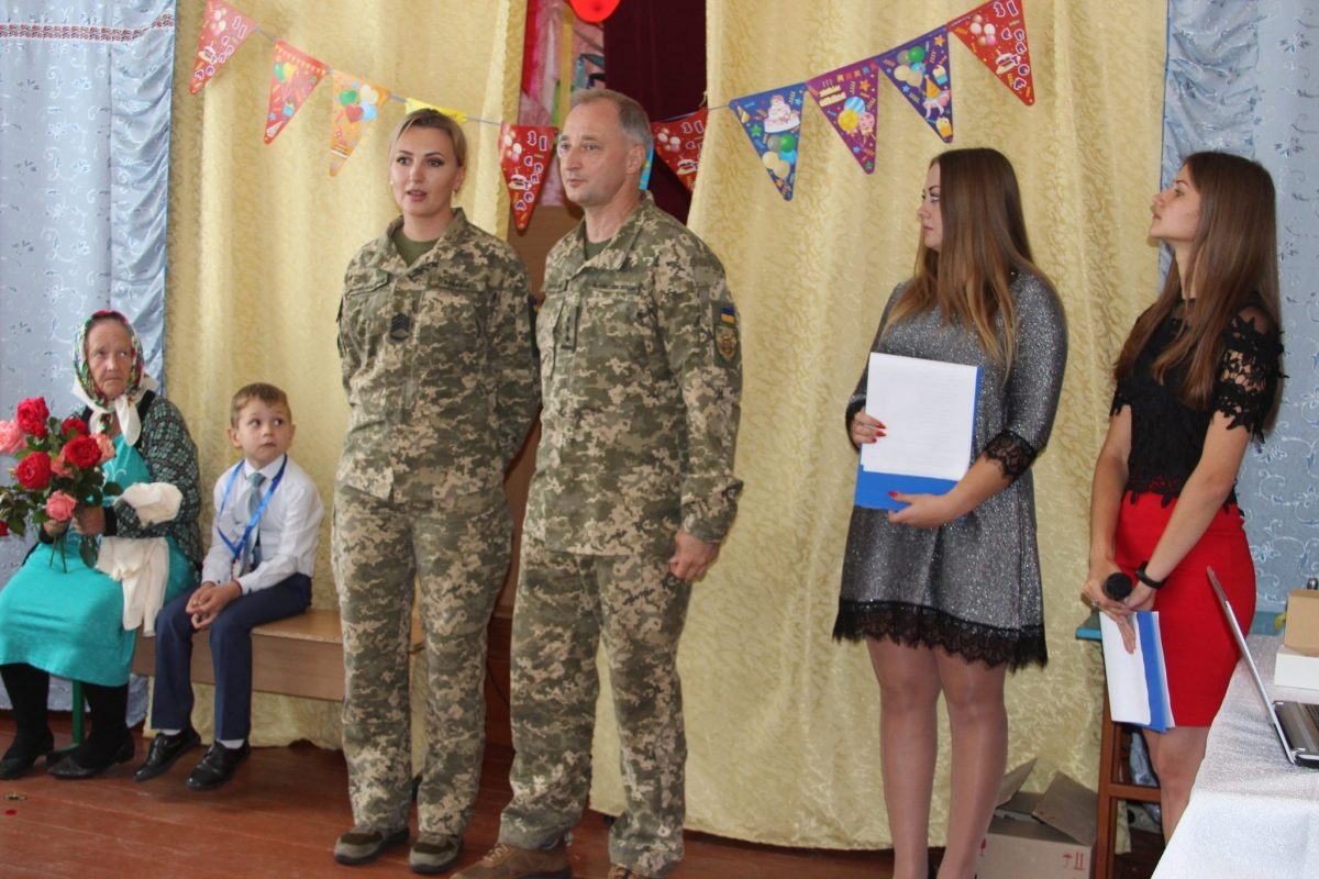 Учнів з особливостями в розвитку привітали вінницькі військові медики