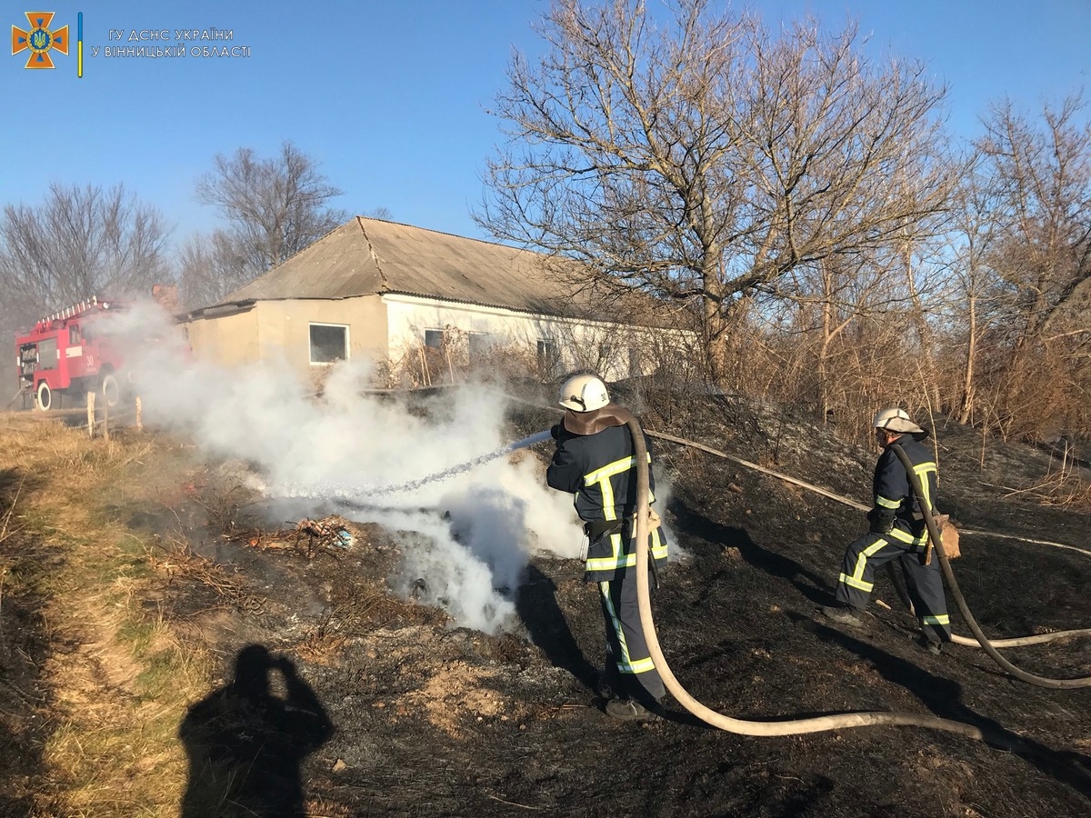 На Вінниччині сталося 15 пожеж в екосистемах, в одній - постраждав чоловік