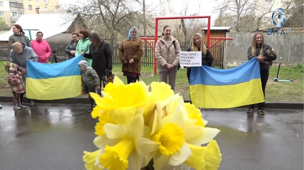 «Телефон випав із рук»: як вінничанин дізнався про повернення брата-героя та що довелося пройти захиснику