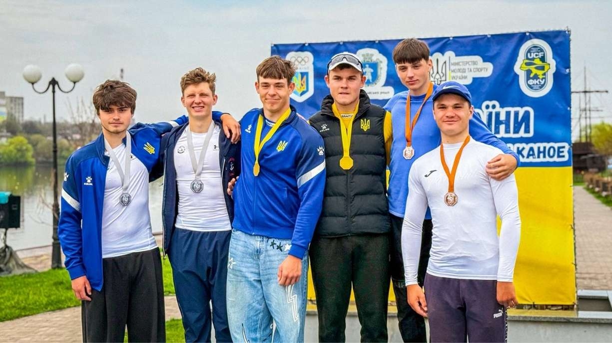 14 нагород за день: юні вінницькі гребці стали кращими на головному старті сезону