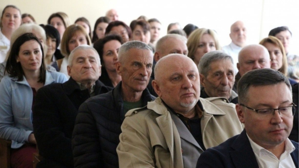 Епоха професіоналізму: у Вінниці нагородили медиків закладу з майже столітньою історією