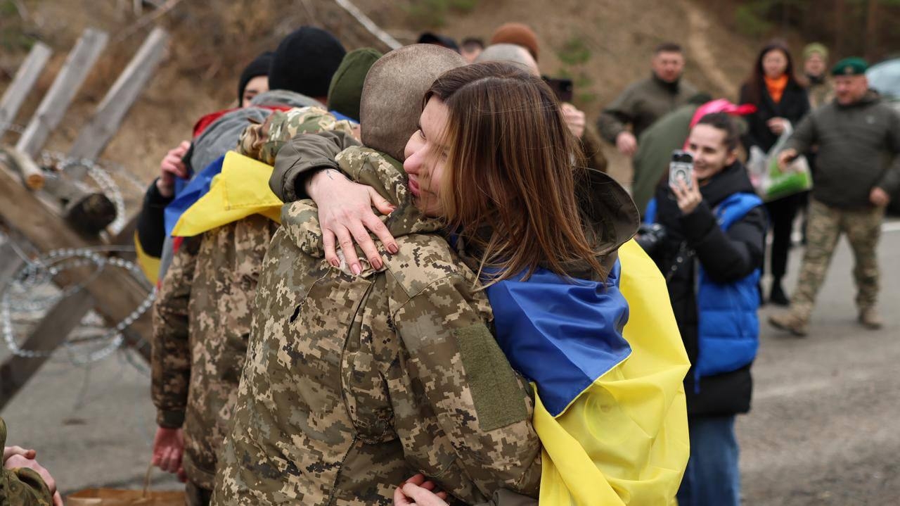 Ще 175 наших захисників звільнили з російського полону