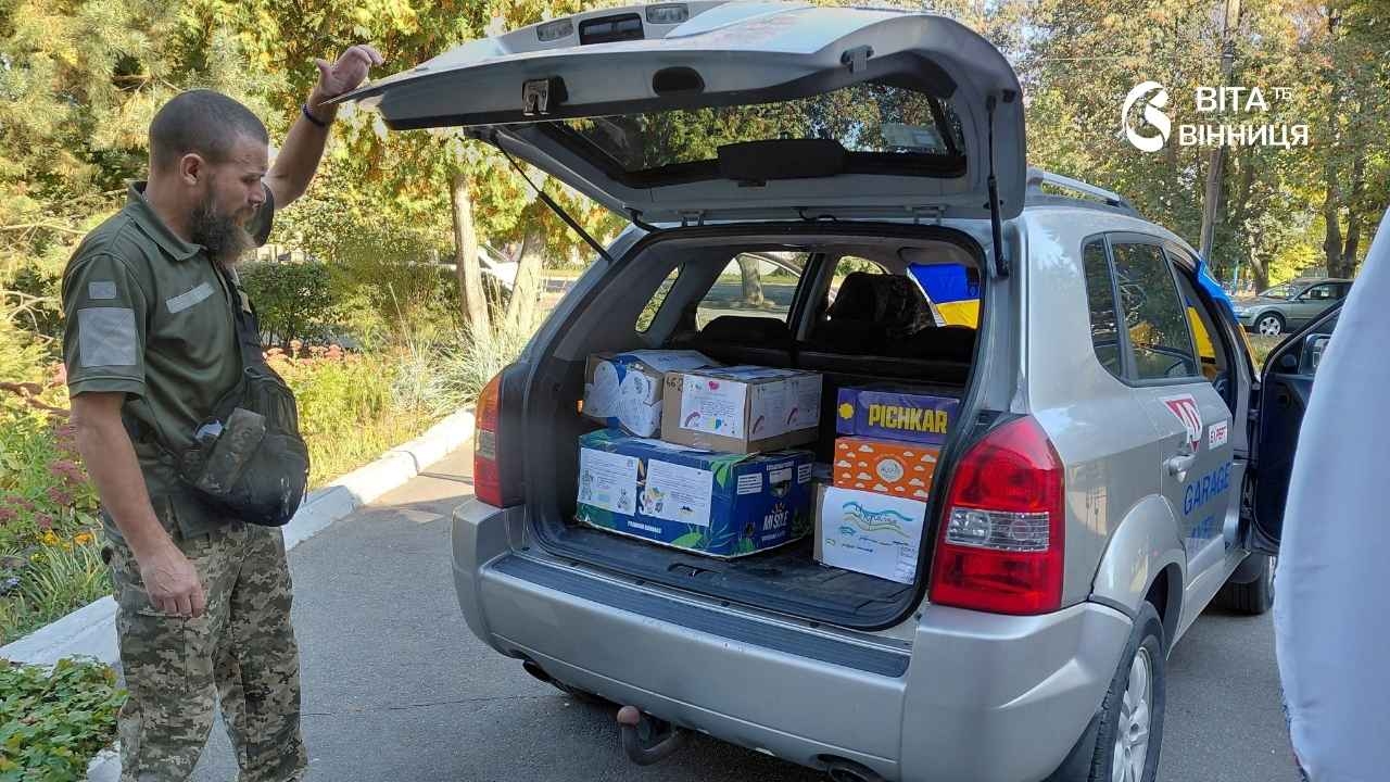 «Буває, за добу втрачаємо по дві-три машини»: боєць 110-ї бригади подякував вінницькій школі за авто
