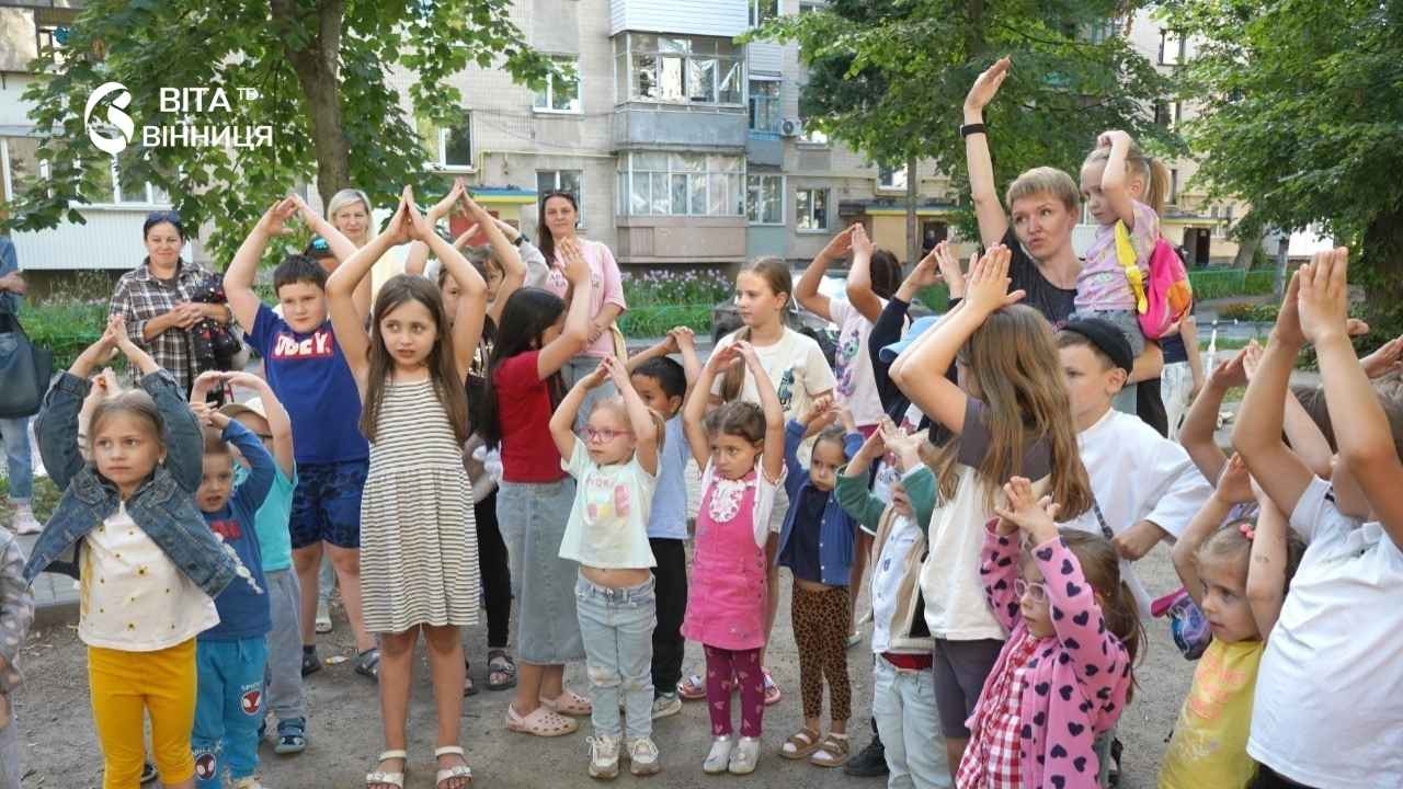 «Сортуємо разом — рятуємо планету»: у Вінниці зібрали 5 кг батарейок під час екологічної акції
