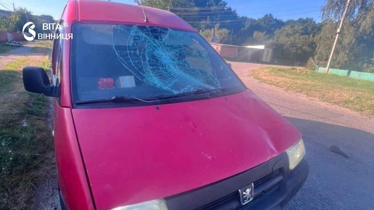 12-річну дівчинку госпіталізували після наїзду авто у Жмеринському районі