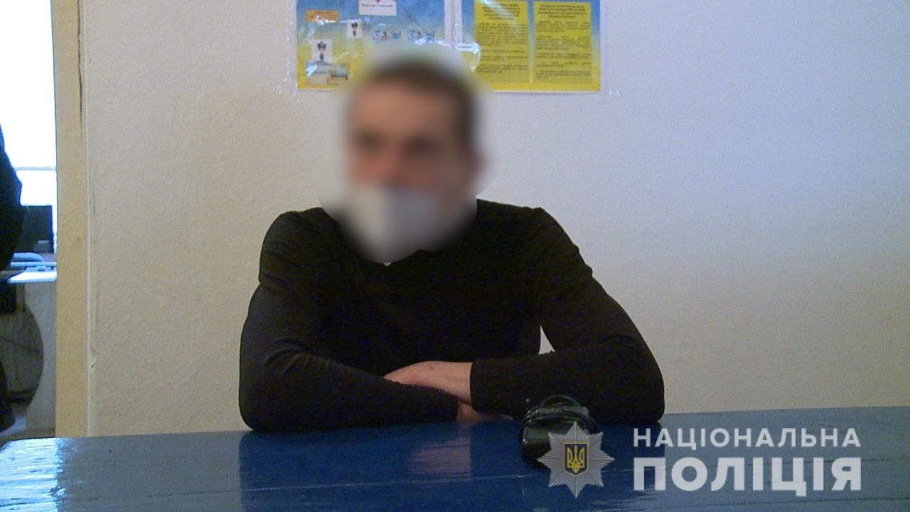 20 років тюрми не перевиховали: на Вінниччині колишній "зек" з ножем напав на жінку