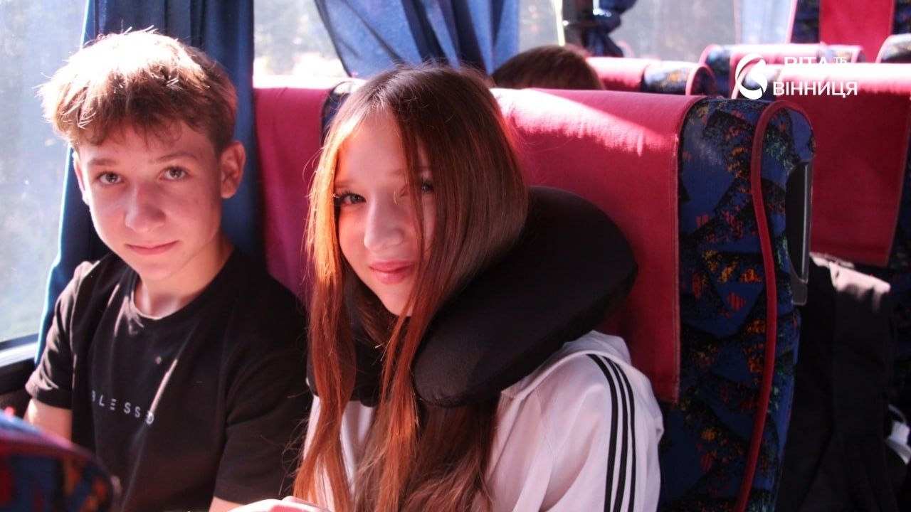 Діти полеглих захисників Вінниччини вирушили на оздоровлення до Карпат
